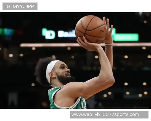 白帝季前赛表现惊艳怀特22分钟内高效砍下16分7板5助3帽